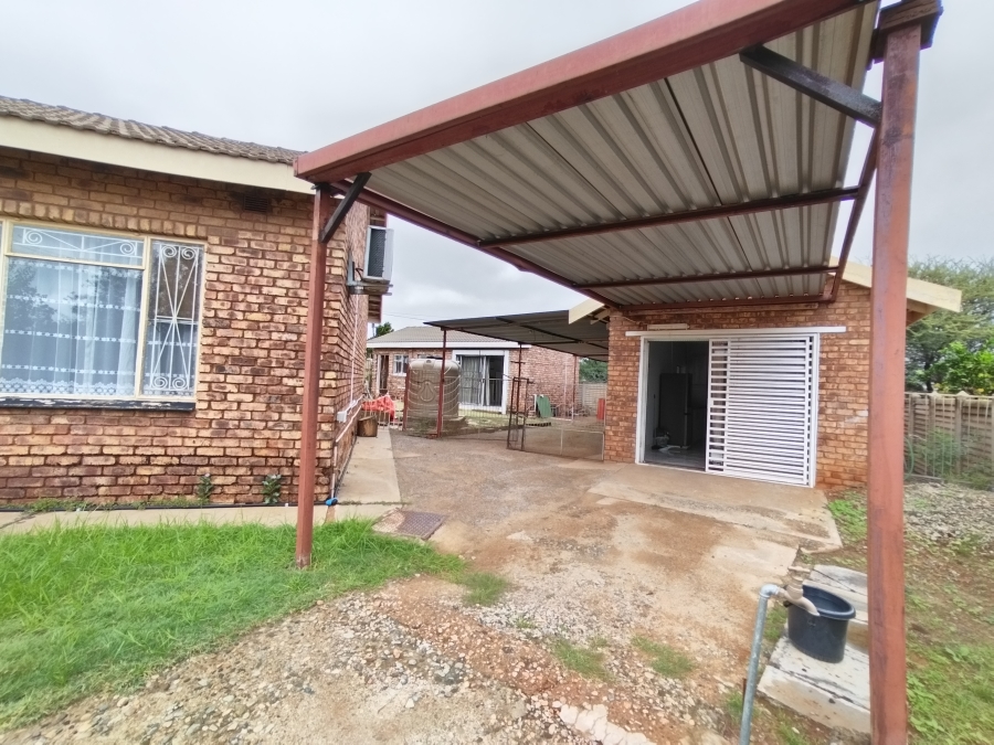 3 Bedroom Property for Sale in Warrenton Northern Cape